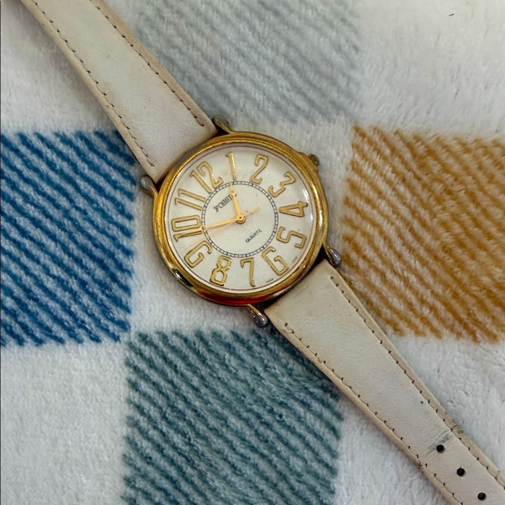 Vintage Fossil Women’s Cream Leather Watch Gold Numbers, 3-Hand-Face